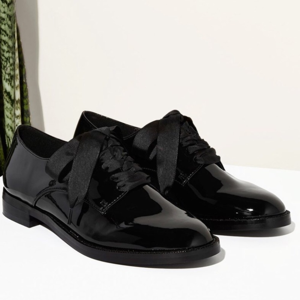 Brand new SUSI Sz 8 Vegan parent leather Oxfords